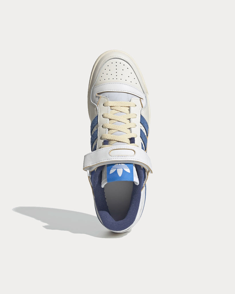 adidas Originals Forum Low sneakers in white and blue | ASOS